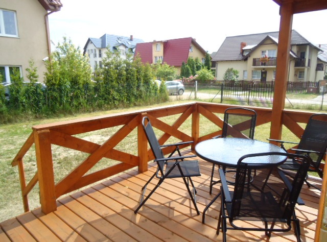 Domki Letniskowe Taras wraz z meblami oraz grillem?v=1.0.1