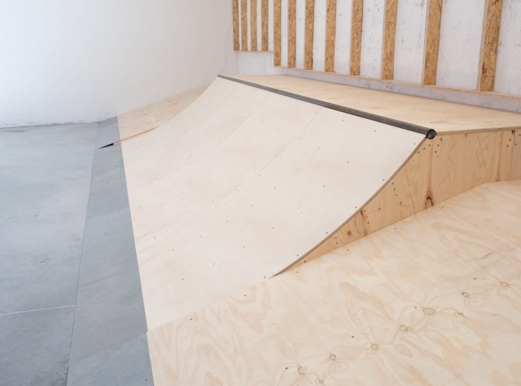 KRYTY SKATEPARK - CUTBACK WAVE