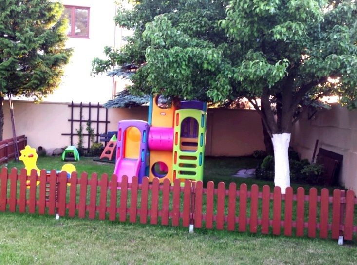 Villa Astrid - pokoje gościnne i apartamenty Plac zabaw dla młodszych dzieci?v=1.0.1