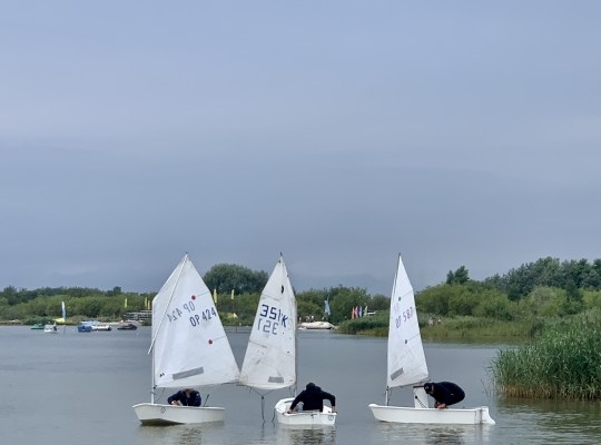 SURF STREFA - wypożyczalnia sprzętu wodnego